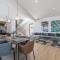 Villa Seven Seas with heated pool and jacuzzi by the sea