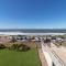 14 Warnerdoone Beachfront Apartment