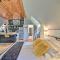 Stylish Studio with Fireplace about 3 Mi From Dtwn!