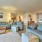 Pool Days and Water Fun Await Lake Ozark Escape!