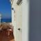 La stanza sul Porto di Amalfi camera piccina piccina con bagno privato e terrazzino vista mare