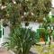 Seafront Apartments Garden House