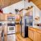 Private Luxury Mountain Retreat with a Private Hot Tub Surrounded by Wildlife - Moose Haven - فيربلي