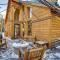 Private Luxury Mountain Retreat with a Private Hot Tub Surrounded by Wildlife - Moose Haven