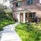 Spacious 5BR House Fireplace Garden Retreat Spacious 5BR House Fireplace Garden Retreat