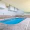 Holiday Inn Express Hotel & Suites Bedford by IHG
