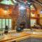 Iron Mountain Lodge - Beautiful Cabin With Forest & Mountain Views! - Butler