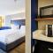Holiday Inn Express Newport North - Middletown, an IHG Hotel - Middletown