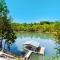 Camp Rampe Lakefront Cabin - New Tazewell