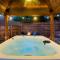 Pool house with hot tub and cinema Pool house with hot tub and cinema