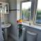 Stevenage Contractors x8 New 3 bedroom House Free Wifi, Parking, Towels all inclusive & Large Garden - 斯蒂夫尼奇