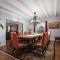 Grand Performance Home in Downtown Fort Worth Stockyard, Globe Life, AT&T by HomeStayPros
