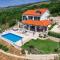 Splendid villa with heated pool, beautiful covered terrace with panoramic view - Donja Glavina