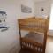 2-Bed Coastal Apartment - Sleeps 4 & Views