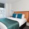 Royal Athenaeum Suites