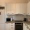 New Family Friendly Apartment - 尼基季