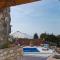Villa Kate -with private pool and BBQ