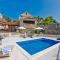Villa Kate -with private pool and BBQ