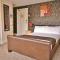 Central Hotel Cheltenham by Roomsbooked