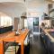 Lovely Home In Villeneuve De Berg