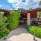 Stunning Home In Muntic