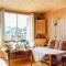 Lovely Home In Søgne With Wifi