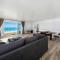 Oceanfront House w/Private Beach & Stunning Views - Oceanside