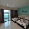 Rustic one bedroom unit for 4pax by Jomy Management - Lumut