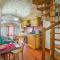 Awesome Apartment In San Gimignano With 2 Bedrooms And Wifi