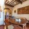 Awesome Apartment In San Gimignano With 2 Bedrooms And Wifi