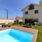 Viana Fishers House - Pool & Beach !