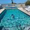 2 Bedroom Cottage sleeps 4, with Pool Use, Sennen
