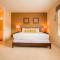 Stylish Condo at Vista Cay Resort Minutes to WDW - Orlando