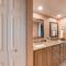 Water View 402