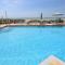 Crescent Beach Club I 5A