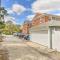 Spacious Oak Park Home, 11 Mi to Downtown Chicago!