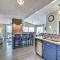 Westbrook Home with Ocean Views - Walk to Beach - ويستبروك