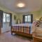 The Camby Cabin just 12 miles to downtown Asheville