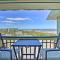 Isle of Palms Beachfront Condo with Balcony and Pool! - Isle of Palms