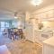 Isle of Palms Condo with Pool Access Walk to Beach! - Айл-оф-Палмс