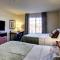 Cobblestone Hotel - Wayne