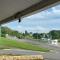 Knob Hill Motor Lodge