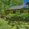 Lovely Wooded Cabin with Numerous Trails On-Site! - Earlysville