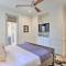 Lake LBJ Condo with Balcony and Shared Boat Docks - 马蹄湾
