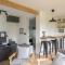 The Jolly Lodge-Sea Views-Free Parking