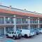 Island Suites Hobby Airport