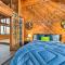 Lakefront Applegate Retreat w/ Private Beach!