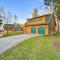 Lakefront Applegate Retreat w/ Private Beach!