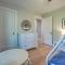 The Gracie Cottage with Hot Tub and Fireplace! - Benton Harbor