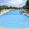 Gîte in a holiday park with swimming pool - Saint-Savinien